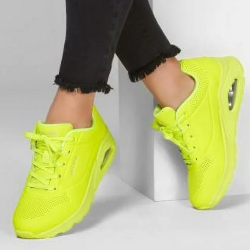 Skechers UNO Neon Green Women's Sneakers
